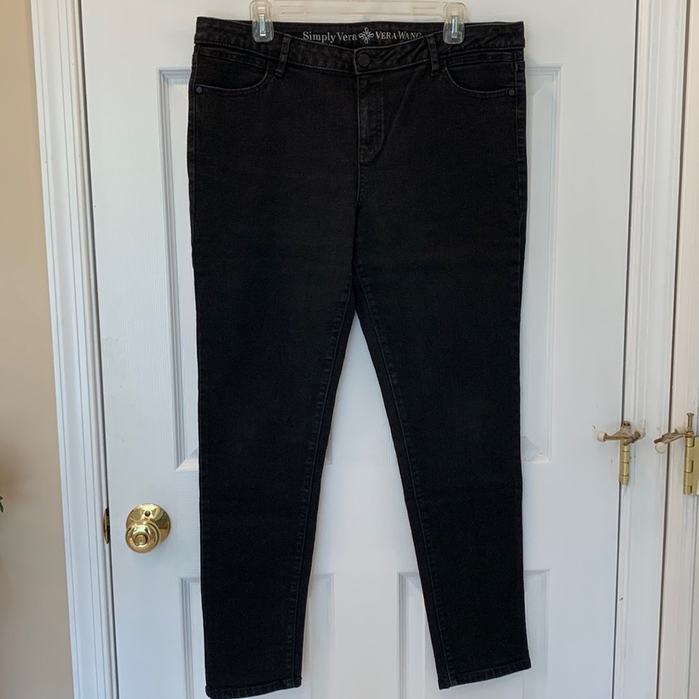 Simply Vera Wang Black Jeans Sz 14